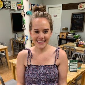 Meet your Posher, Nicole